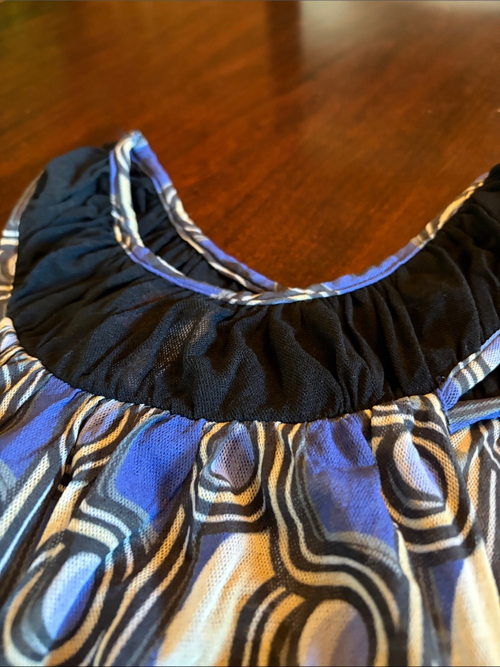 Sweet Pea navy blue top with light blue trim - Picture 7 of 7